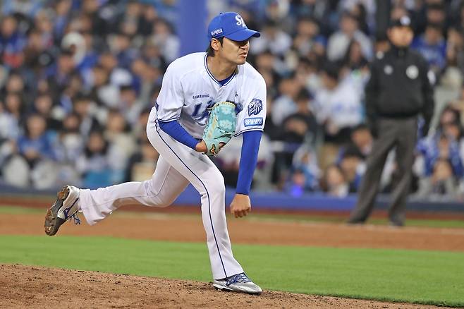 삼성 백정현의 11일 투구 모습.  [삼성 라이온즈 제공. 재판매 및 DB 금지]