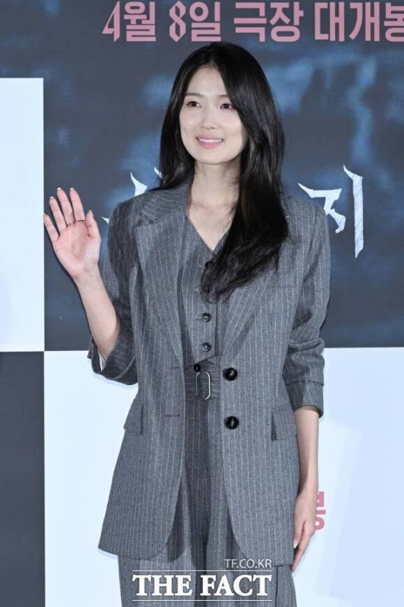 배우 김혜윤이 영화 '살목지'에서 주인공 수인 역을 맡아 첫 공포 장르에 도전했다. /김성렬 기자
