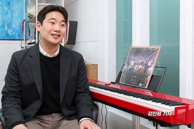 조성인 칠로엔 대표가 9일 서울 서초구 칠로엔 회의실에서 인터뷰 하고 있다. 강진형 기자