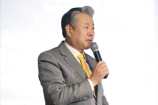 인사말 하는 안병광 서울미술관 회장. 뉴시스