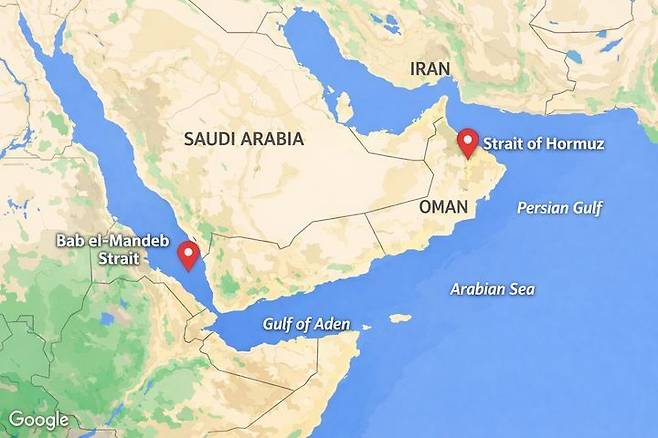 호르무즈 해협과 바브엘만데브 해협 등이 포함된 지도. 사진 출처 구글
