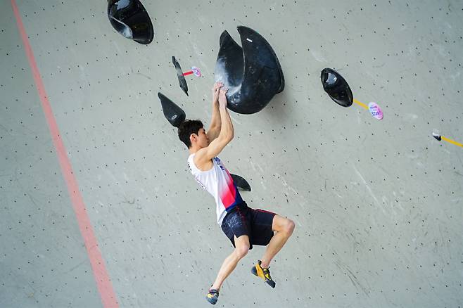2026 월드클라이밍 메이샨 클라이밍 아시아선수권대회 볼더 1위에 오른 이도현. /사진=대한산악연맹 제공