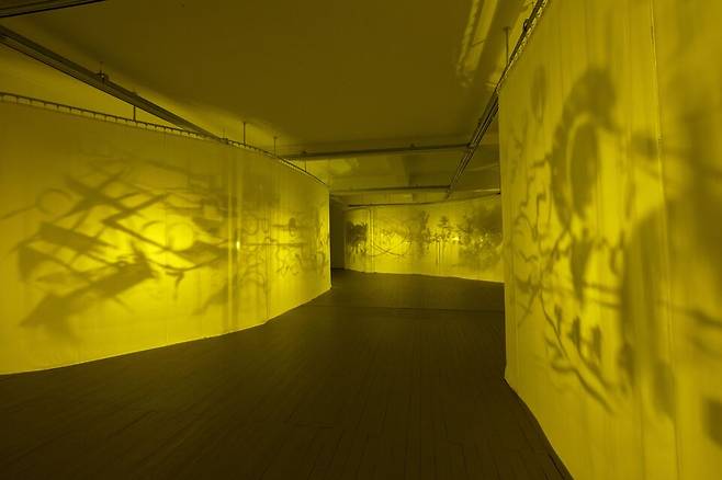 권효정, 二十一走馬燈(이십일주마등), 2020. <조명박물관 제>