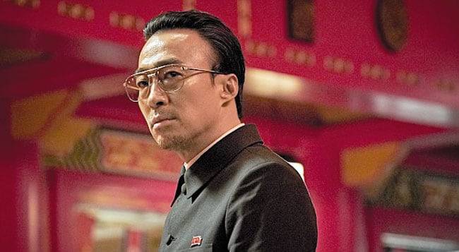 2018년 개봉한 영화 ‘공작’은 북한 국가안전보위부 공작원 리호남을 소재로 만들었다. 사진은 이 영화에서 리호남을 실제 모델로 연출된 리명운 역할을 한 배우 이성민씨. /CJ엔터테인먼트