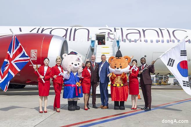버진애틀랜틱이 14일 오전, 서울과 런던을 잇는 정규 노선의 운항을 공식 시작하며 한국 시장 진출의 신호탄을 쏘아 올렸다. 버진애틀랜틱 제공