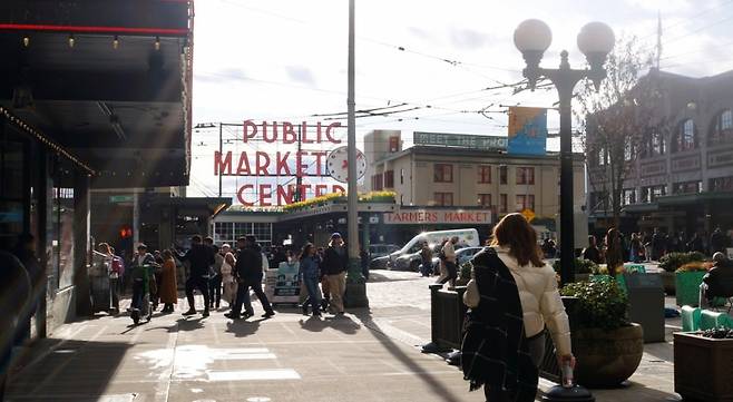 파이크 플레이스 마켓(Pike Place Market) 전경 / 사진. ⓒ박은새