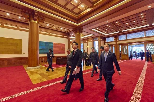 이재명 대통령이 청와대로 출근하고 있다. 청와대 제공