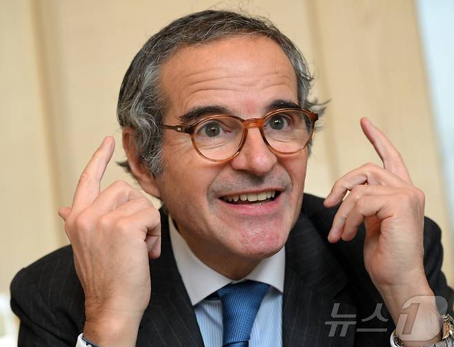 라파엘 그로시 국제원자력기구(IAEA) 사무총장이 15일 서울 종로구 포시즌스 호텔 서울에서 기자간담회를 하고 있다. (공동취재) 2026.4.15 ⓒ 뉴스1 박정호 기자