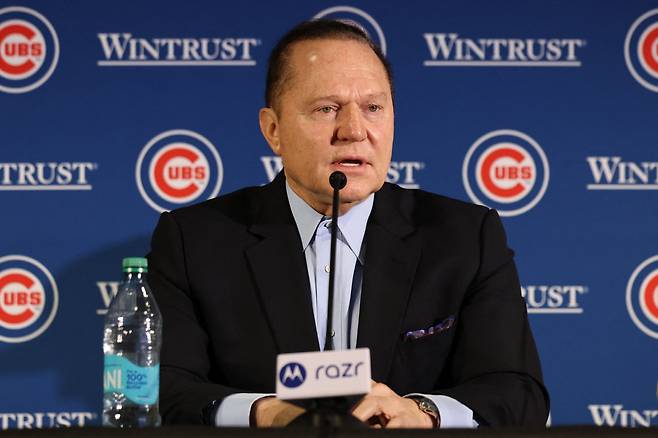 CHICAGO, ILLINOIS - JANUARY 15: Agent Scott Boras speaks to the media during a press conference to introduce Alex Bregman (not pictured) at Wrigley Field on January 15, 2026 in Chicago, Illinois.   Geoff Stellfox/Getty Images/AFP (Photo by Geoff Stellfox / GETTY IMAGES NORTH AMERICA / Getty Images via AFP)







<저작권자(c) 연합뉴스, 무단 전재-재배포, AI 학습 및 활용 금지>