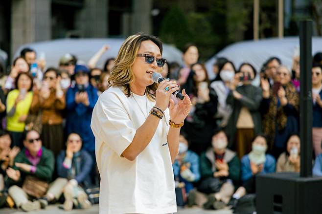 마사야의 버스킹 공연(서울 청계광장)