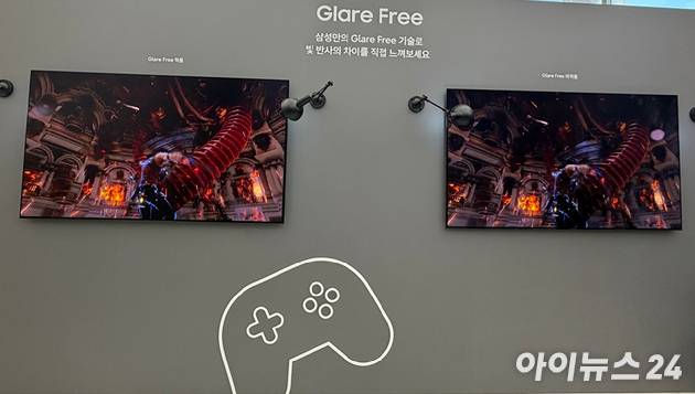 2026년형 삼성전자 AI TV에는 글래어 프리 기능이 적용돼 빛 반사를 줄여 몰입감 있는 시청 경험을 할 수 있다. [사진=황세웅 기자]