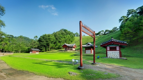 ▲ 영월 장릉 홍살문.  국가유산청 궁능유적본부 제공