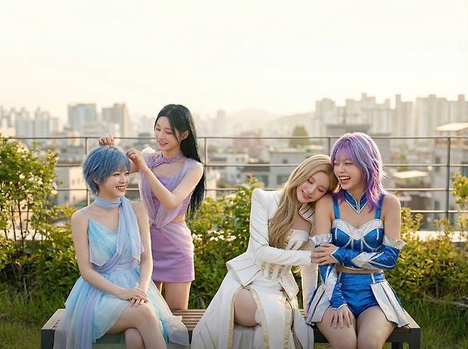 케이웨더는 기상 데이터와 AI음원제작 기술을 결합한 데이터 기반 아티스트 ‘날씨의 아이돌’ 채널을 개설하고 첫번째 미니앨범을 냈다고 15일 밝혔다. <케이웨더>