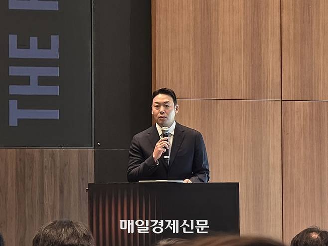 15일 서울 여의도 IFC에서 한국딜로이트그룹, 타이거리서치, 아발란체(Avalanche) 공동 주최로 열린 ‘스테이블코인 시대의 글로벌 사업전략’ 서밋에서 김규진 타이거리서치 대표가 발언하고 있다. [사진=안갑성 기자]