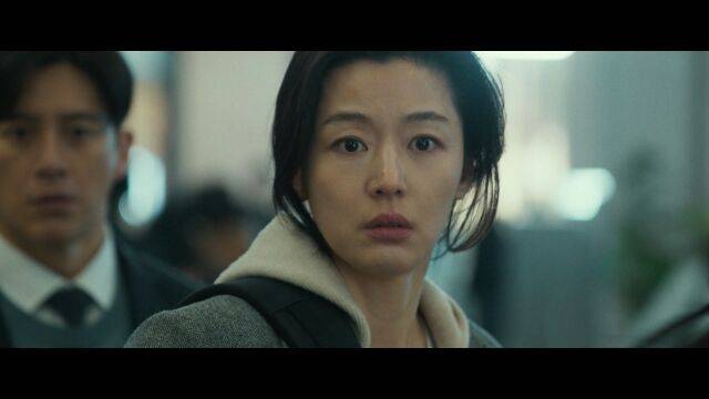 '군체' / 쇼박스