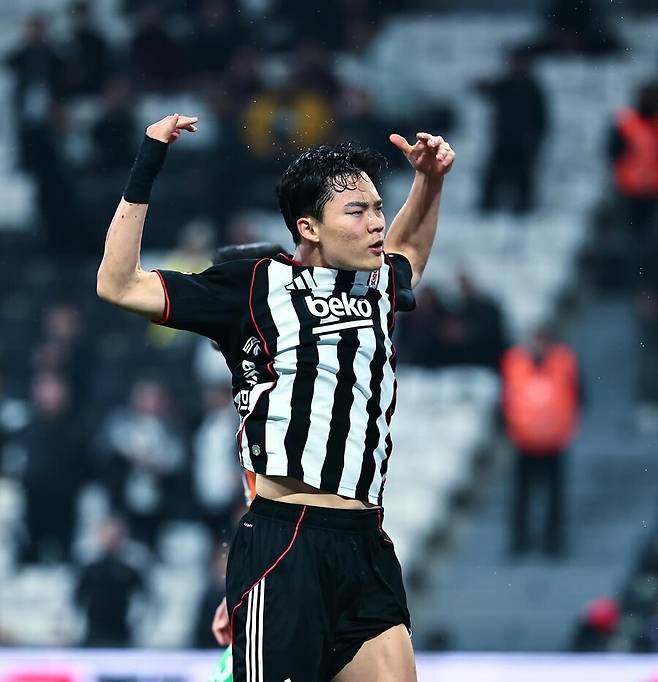 ▲ 오는 6월 개막하는&nbsp;2026 국제축구연맹(FIFA) 북중미 월드컵도&nbsp;주요 변수로 떠오른 양상이다.&nbsp;월드컵은 선수 가치가 급등 또는 급감하는 대표적인 전장이다. 실제 웨인 루니, 하메스 로드리게스, 파비오 칸나바로 등이 월드컵 활약을 계기로 빅클럽 이적을 이뤄냈다.&nbsp;ⓒ 베식타시 SNS