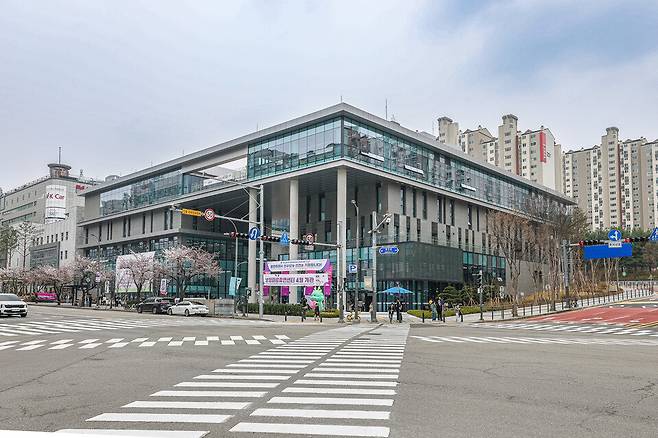 ▲ 용인 보정미르휴먼센터 전경. /사진제공=용인특례시