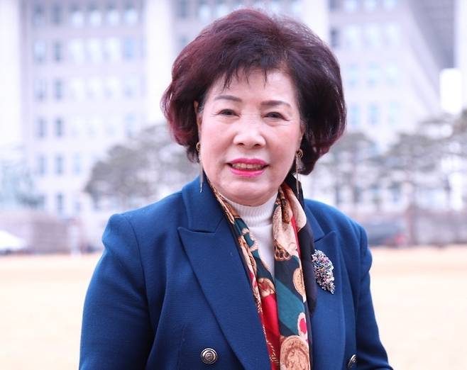 ▲ 조정순 회장. 팔순을 바라보는 나이가 무색할 만큼 그의 목소리는 활기찼고, 나눔을 이야기하는 눈빛은 청년처럼 빛났다. 그는 여성들의 권익 신장은 물론 자원봉사가 명품도시 의왕의 핵심 가치로 자리 잡도록 35년을 헌신했다. /사진제공=의왕시 여성단체 총연합회