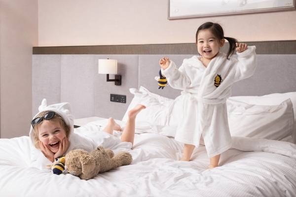 더블트리 바이 힐튼 서울 판교, 리틀 럭스 패키지부터 어린이날 플레이그라운드, 패밀리 요가까지 풍성.&nbsp;ⓒ더블트리 바이 힐튼 서울 판교