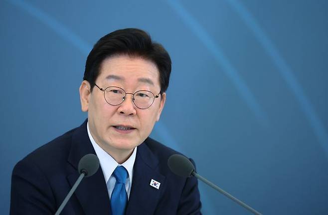 이재명 대통령이 15일 청와대에서 열린 규제합리화위원회 제1차 전체회의에서 발언하고 있다. (청와대통신사진기자단) ⓒ뉴시스