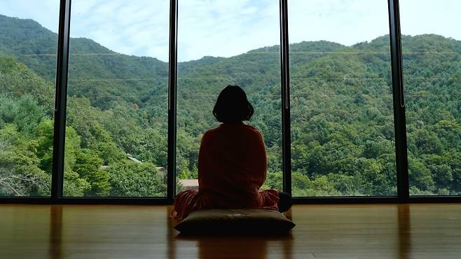 선마을에서 명상을 즐기는 모습. 선마을 제공