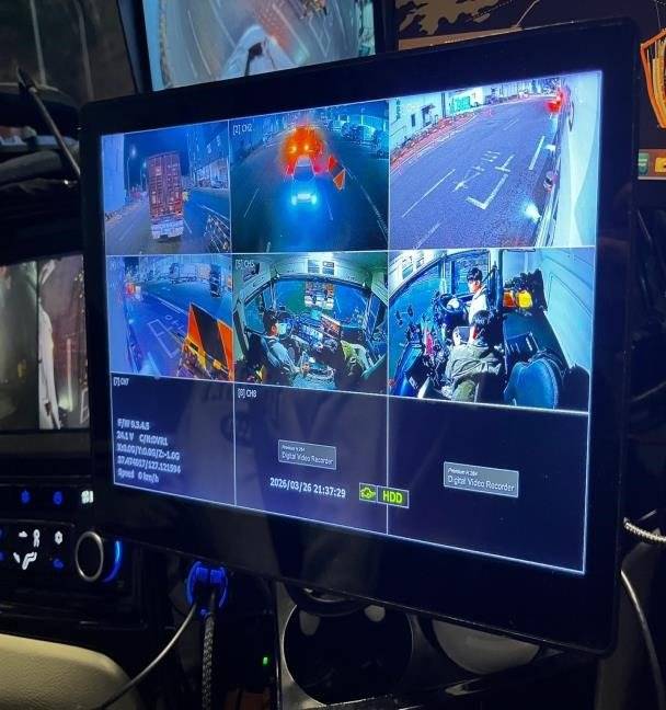 타다대우 맥쎈 25톤 트럭 내부 모습(국토교통부 제공).ⓒ 뉴스1