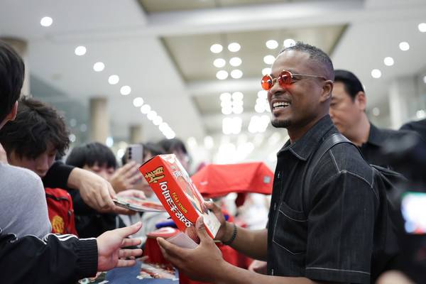 파트리스 에브라. 슛포러브 제공