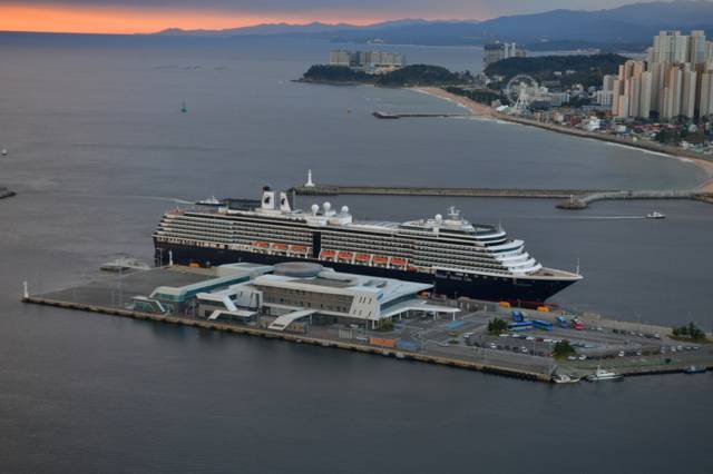 ▲ 지난 2023년 속초항에 입항한 웨스테르담 호.