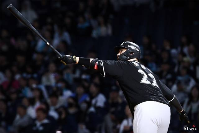 장성우는 16일 NC전에서 적시타를 쳤다. 사진=KT 제공