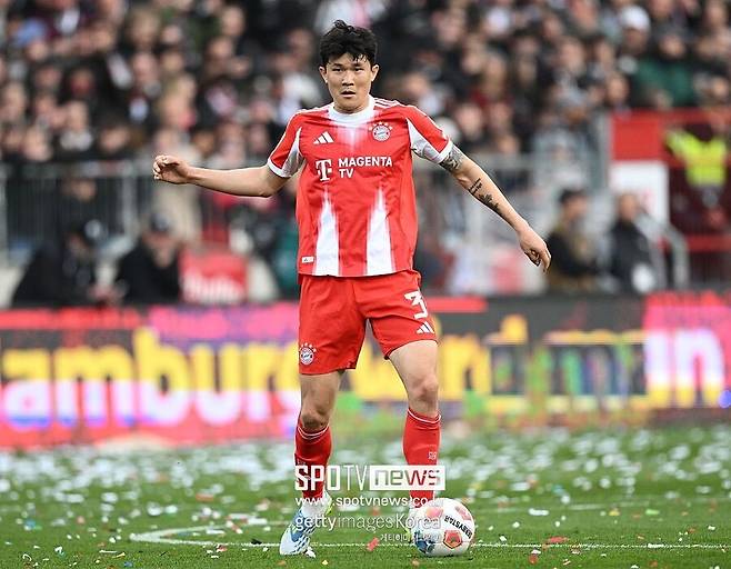 ▲ 김민재는 치열하게 맞물린 흐름 속에서도 끝내 출전 기회를 얻지 못했지만, 무대는 더 크게 이어졌다. 준결승에서 그는 대표팀 동료 이강인과 다시 마주 선다. 두 선수가 유럽대항전에서 재회하는 건 지난해 11월 리그 페이즈 이후 약 6개월 만이다.