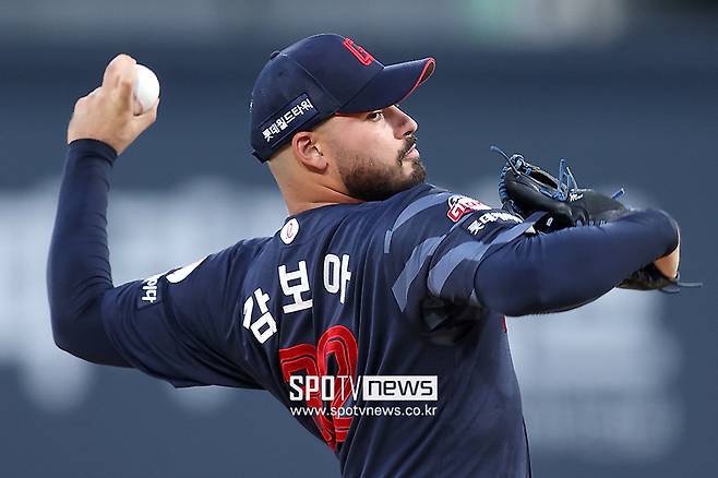 ▲ 올 시즌 마이너리그 첫 경기에서 3이닝 동안 8번의 출루를 허용하며 부진을 면치 못한 알렉 감보아 ⓒ곽혜미 기자