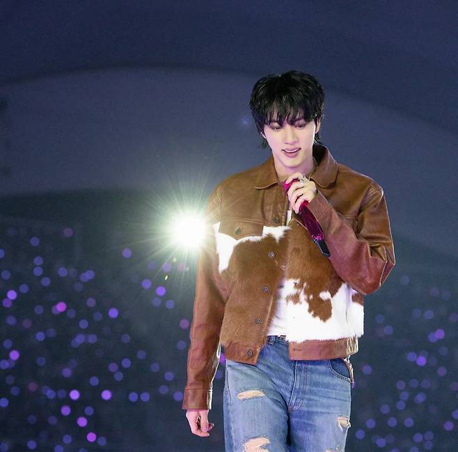 방탄소년단 진, 마이원픽 K팝 개인부문 111주 연속 1위..독보적 존재감