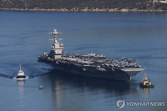 그리스 인근을 지나는 미 해군 항공모함 제럴드 R. 포드호 [AP 연합뉴스 자료사진]
