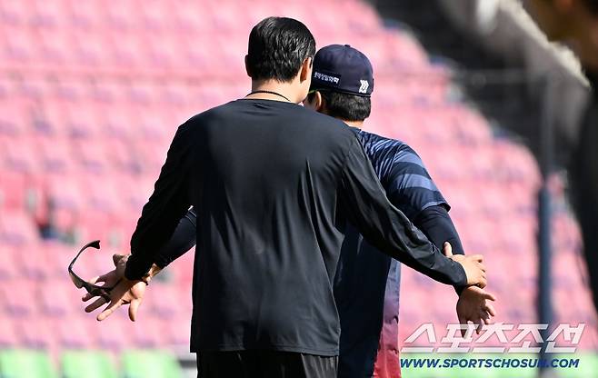 192cm 거구 이재원의 백허그.