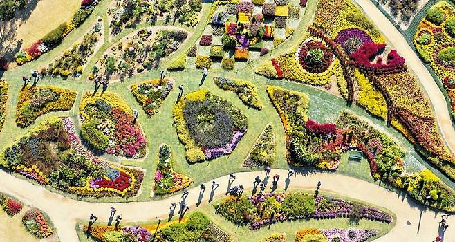 2023년 10월 ‘순천만 국제정원박람회’가 열린 전남 순천 순천만국가정원. 드론으로 찍은 사진이다. 당시 박람회에는 국내외에서 980만명이 찾았다. /김영근 기자