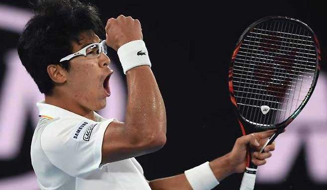 테니스 아대는 실제 경기력과 안전에 영향을 주는 기능적인 역할을 한다./사진=ABC뉴스