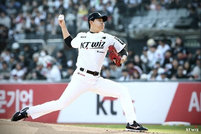 소형준. 사진=KT 제공