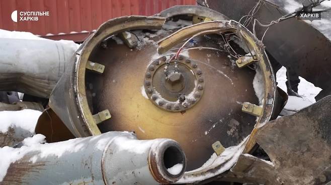 2024년 1월 우크라이나 하르키우에서 발견된 북한제 미사일 파편. 영상 캡처