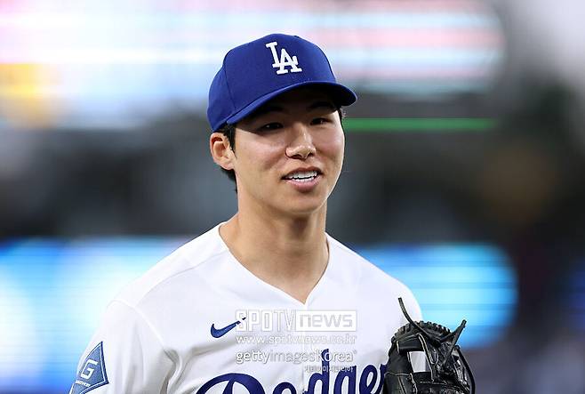 ▲ 현지 언론에서는 무키 베츠가 돌아오면 지금 감이 좋은 김혜성을 어떻게 쓸지 다저스가 딜레마에 빠질 수 있다고 주장한다&nbsp;