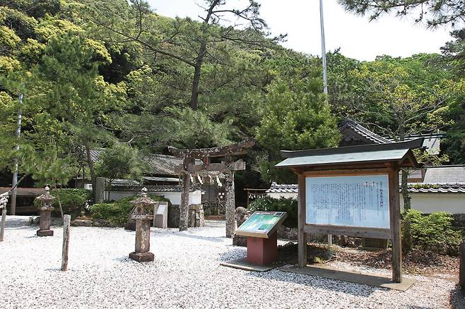 와타즈미 신사 전경.(하나투어)