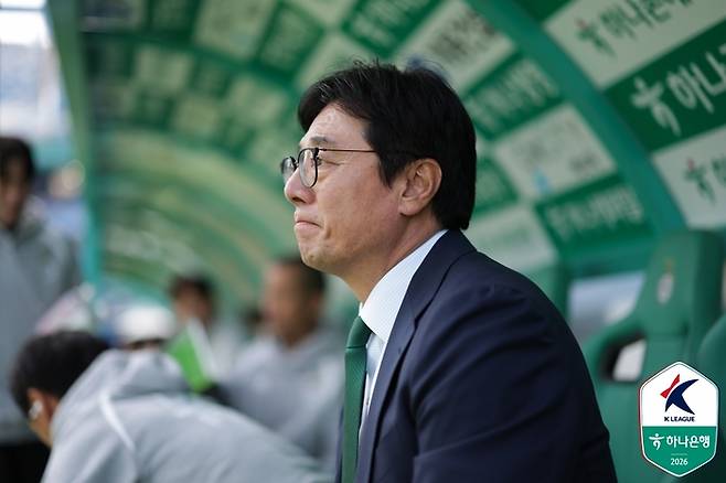 황선홍 감독. 사진 | 한국프로축구연맹