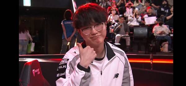 18일 서울 종로구 롤파크에서 열린 '2026 리그 오브 레전드 챔피언스 코리아(LCK)' 정규 시즌 2경기 2세트에서 KT 롤스터가 DN 수퍼스를 세트스코어 2대0으로 꺾고 개막 6연승을 달렸다. ( KT롤스터 & DN수퍼스=2:0)./사진=네이버 치지직 라이브영상 캡처