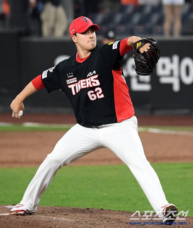 10일 대전 한화생명볼파크에서 열린 한화와 KIA의 경기. KIA 정해영이 역투하고 있다. 대전=박재만 기자 pjm@sportschosun.com/2026.04.10/