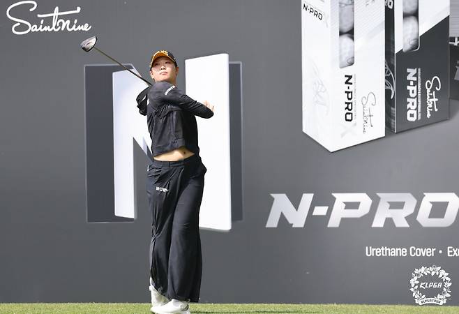 방신실 넥센세인트나인 Masters 2026 2R 8번홀 티샷