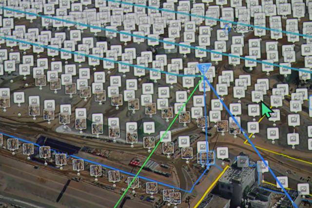 17일 경기 용인 반도체 클러스터 SK 에코플랜트 현장 사무실에서 '도크3'가 촬영한 사진 1,000여 장이 컴퓨터 화면에 보이고 있다. 최주연 기자