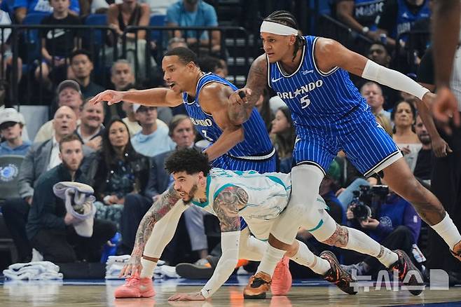 [올랜도=AP/뉴시스] 올랜도 매직의 파올로 반케로. 2026.04.17.