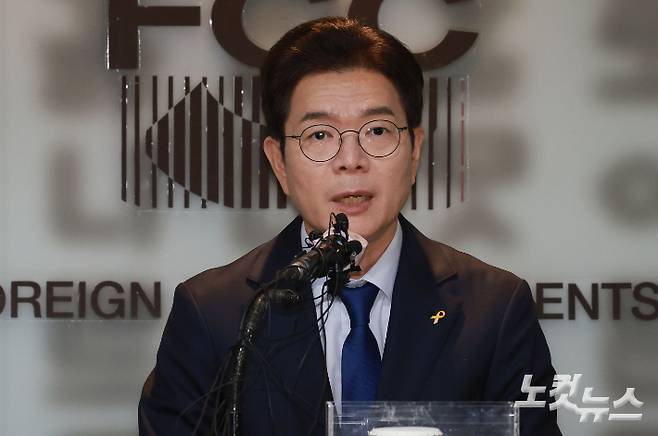 더불어민주당 정원오 서울시장 후보가 16일 서울 중구 프레스센터에서 열린 서울외신기자클럽 초청간담회에서 발언하고 있다. 류영주 기자