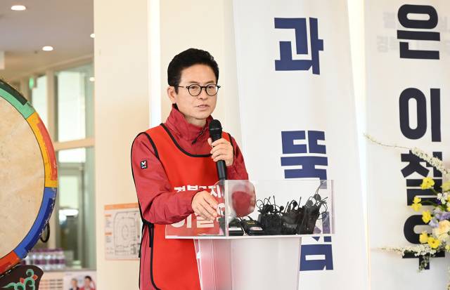 이철우 국민의힘 경북도지사 예비후보가 지난 14일 안동시 풍천면 선거캠프 사무소에서 기자회견을 하고 있다. 이철우 국민의힘 경북도지사 예비후보 선거캠프 제공.