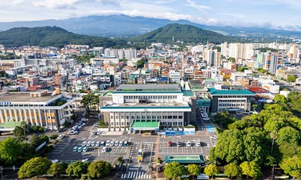 제주도청 전경.
