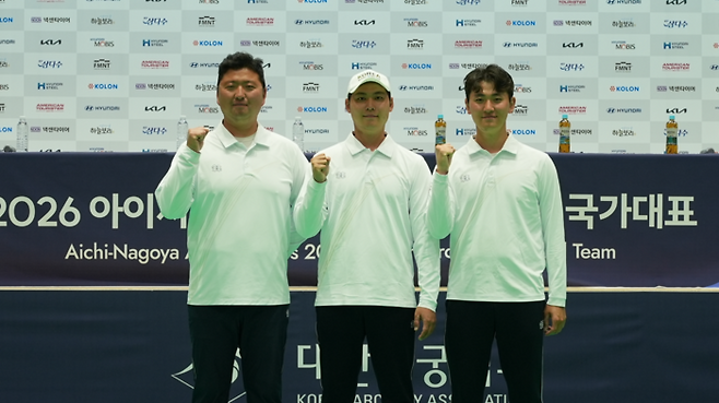 왼쪽부터 김우진, 이우석, 김제덕. 제공 | 대한양궁협회